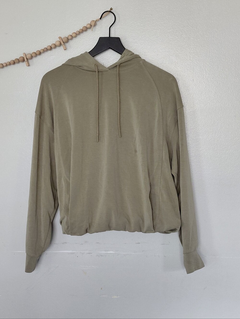 Athleta Seasoft Bubble Hem Pullover Hoodie Medium Modal Olive Green